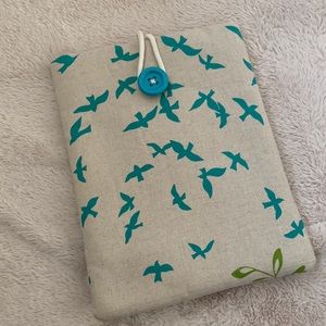 Bird Soft Tablet Sleeve